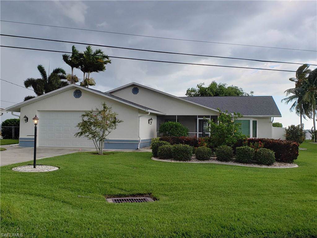260 Bayshore Dr - Photo 1