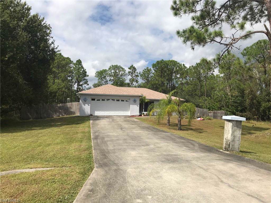 921 Wellington Ave - Photo 1