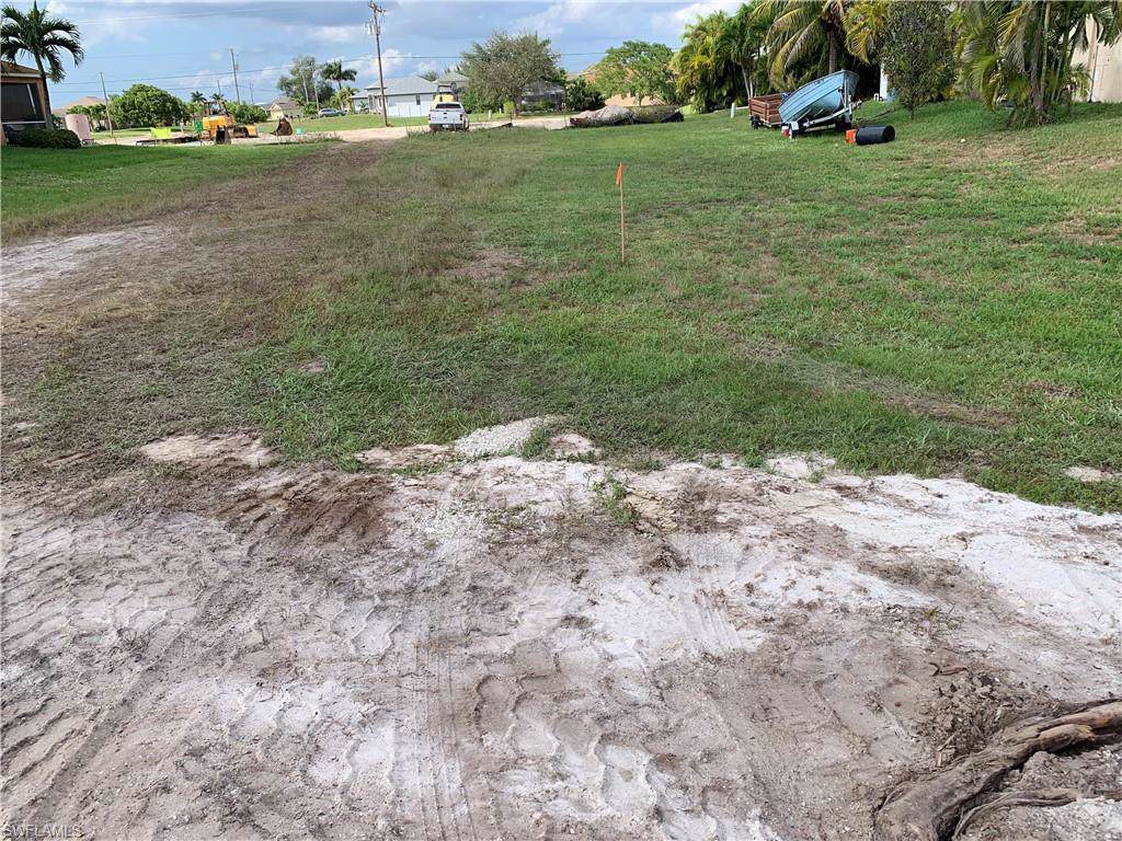 3305 3rd Ln - Photo 1