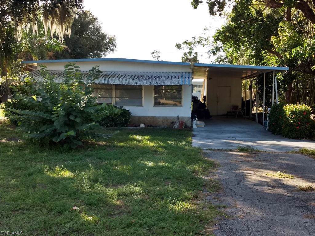 8240 Suncoast Dr - Photo 1