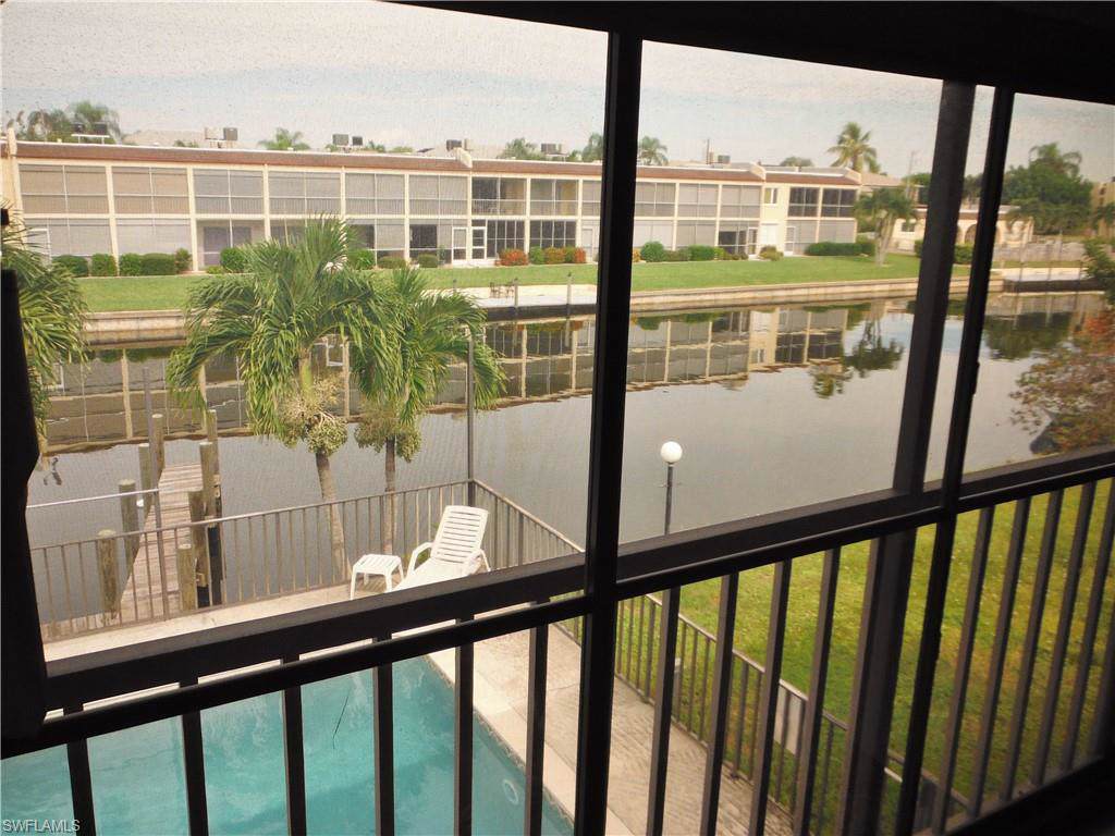 4538 6th Pl - Photo 1