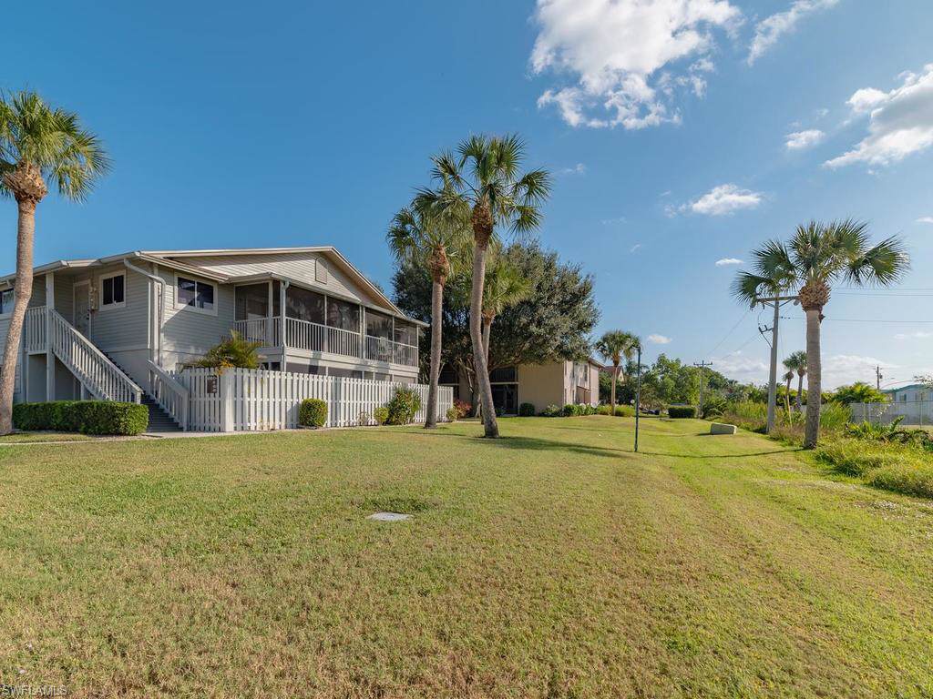 5745 Foxlake Drive - Photo 1