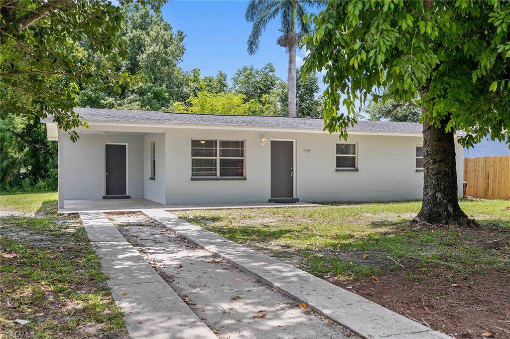 2505 Henderson Ave - Photo 1