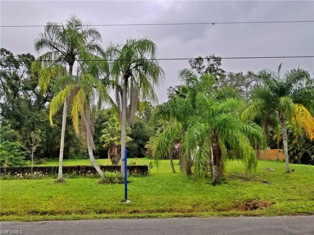2948 Garden St - Photo 1