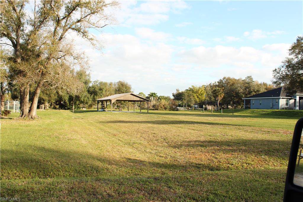 10671 Marie St - Photo 1