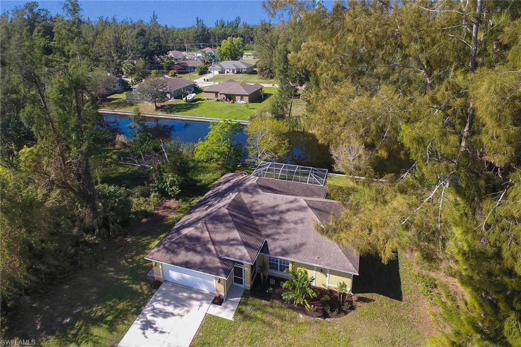 848 15th Ave - Photo 1