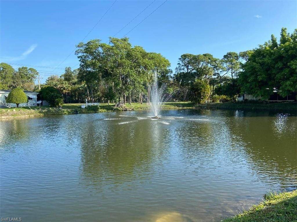607 Sand Lake Ct - Photo 1