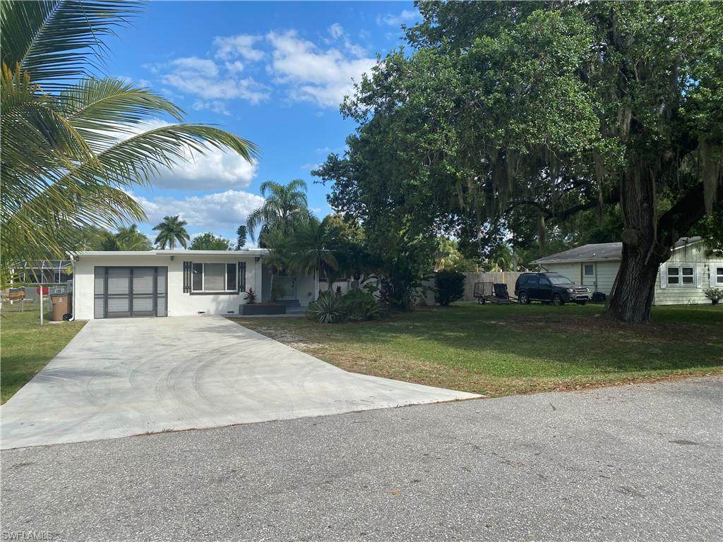 203 Kingston Dr - Photo 1