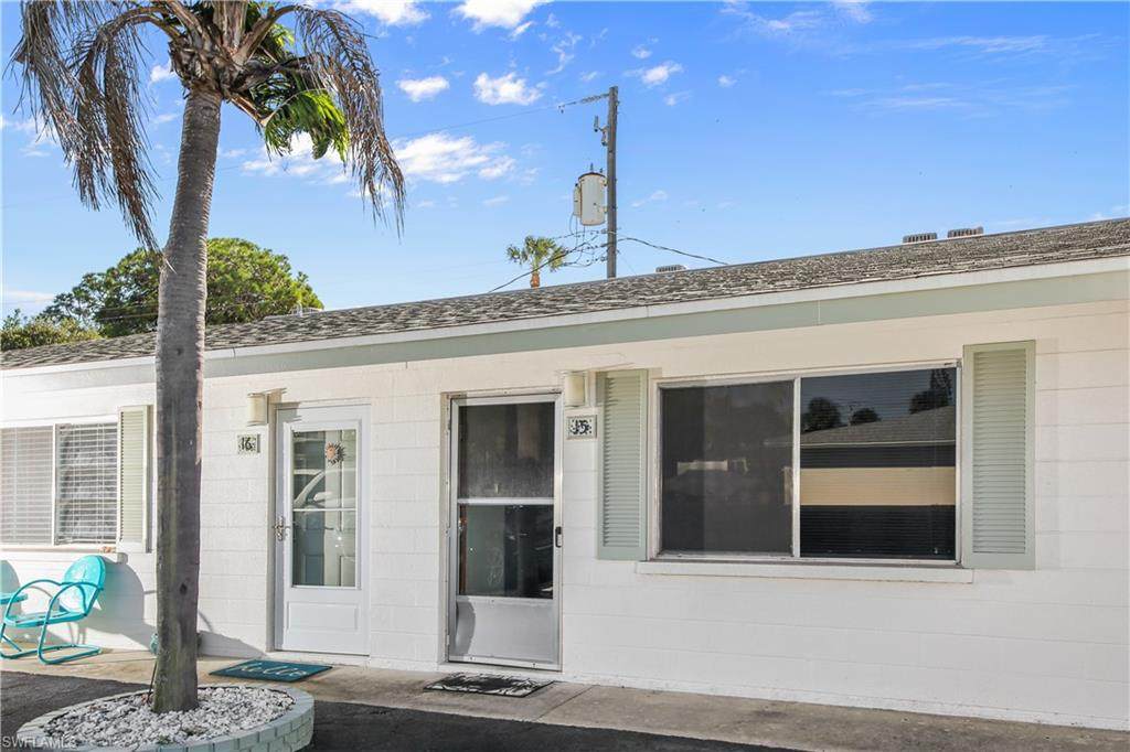 525 Manatee Court - Photo 1