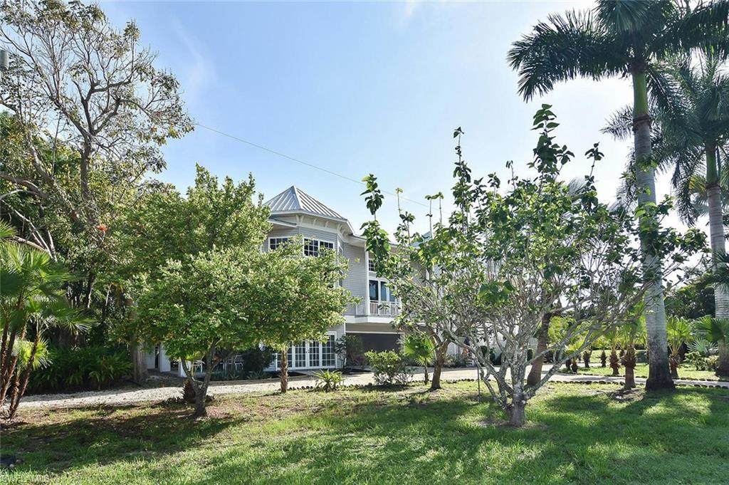 12251 Harry Street - Photo 1