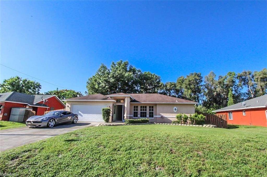 9072 Frank Road - Photo 1