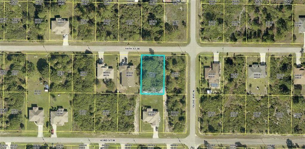 3203 44th Street - Photo 1
