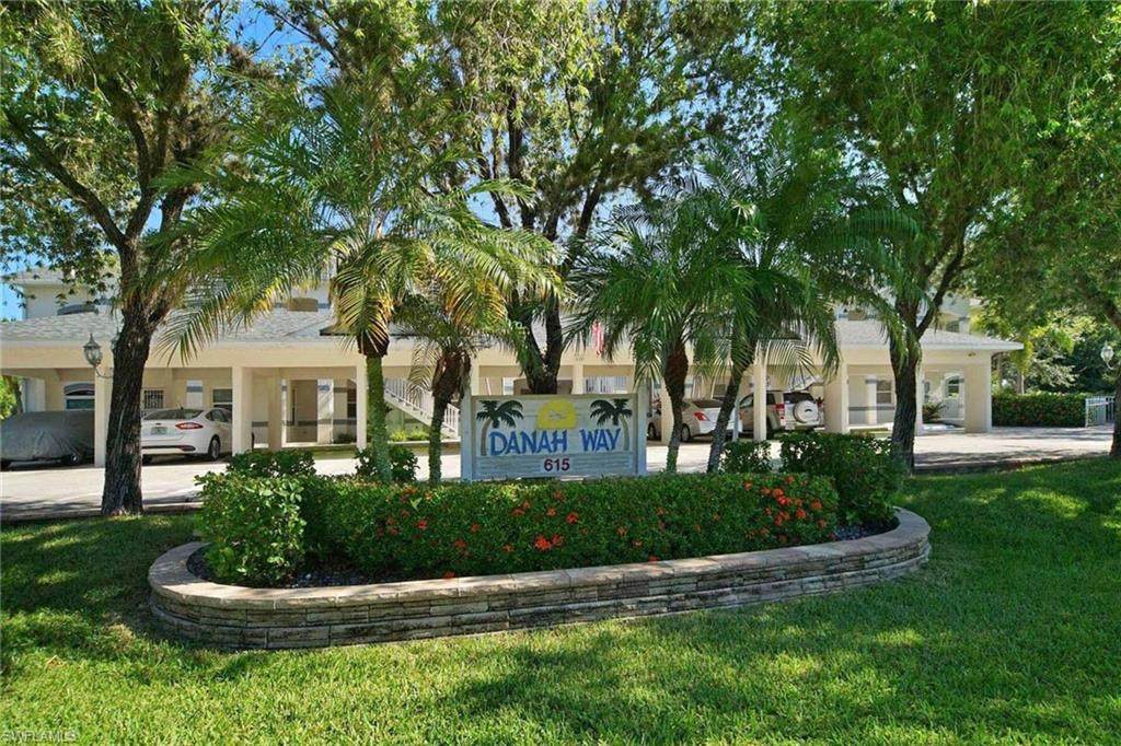 615 Rose Garden Road - Photo 1