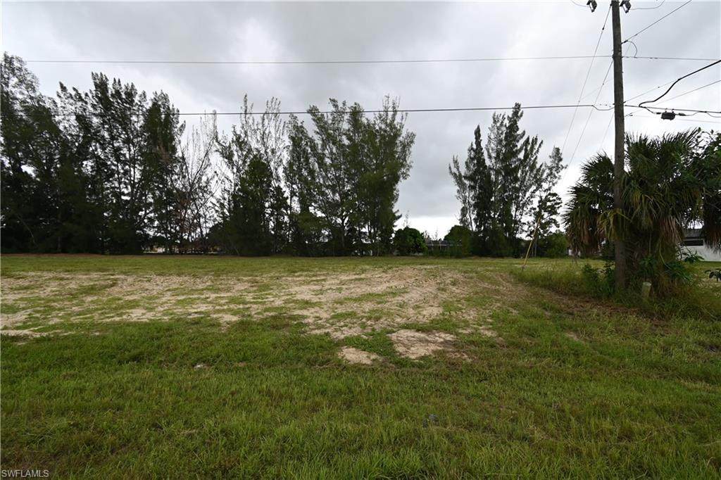 2941 11th Place - Photo 1