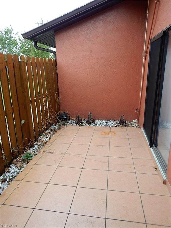 804 47th Terrace - Photo 1