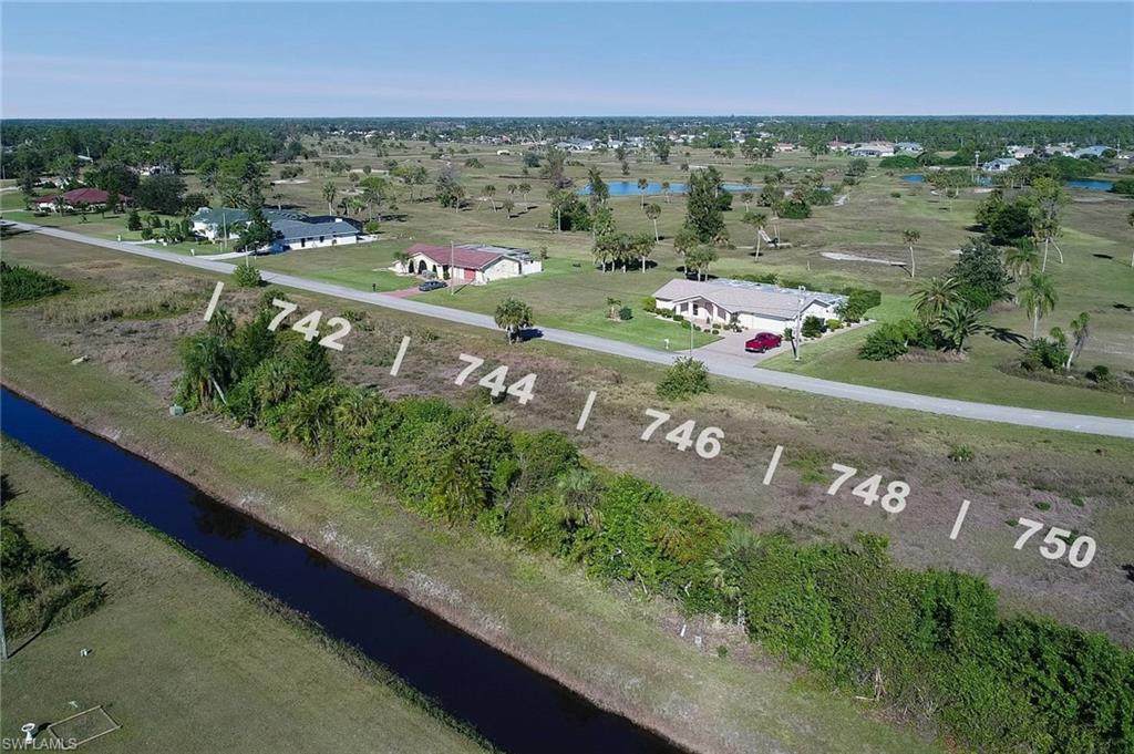 744 Mirror Lakes Drive - Photo 1