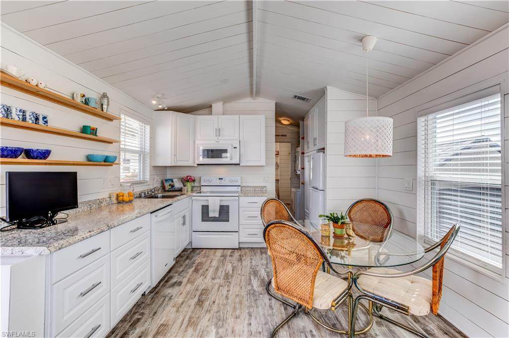 11511 Dawn Cowrie Drive - Photo 1