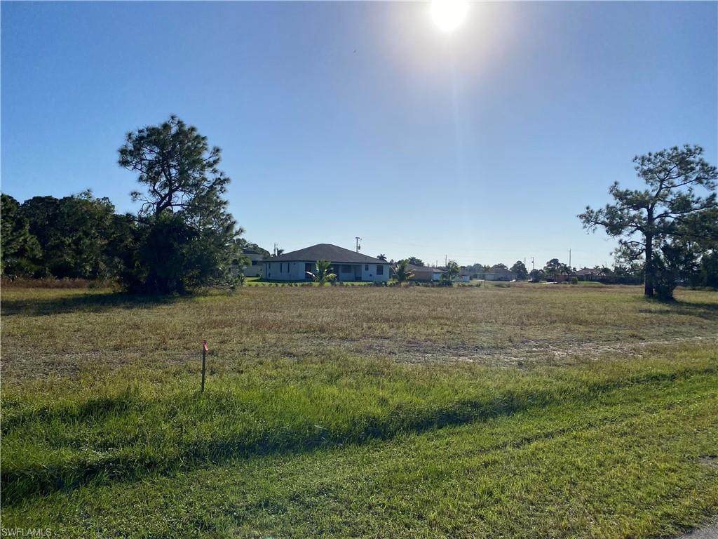 2217 26th Place - Photo 1