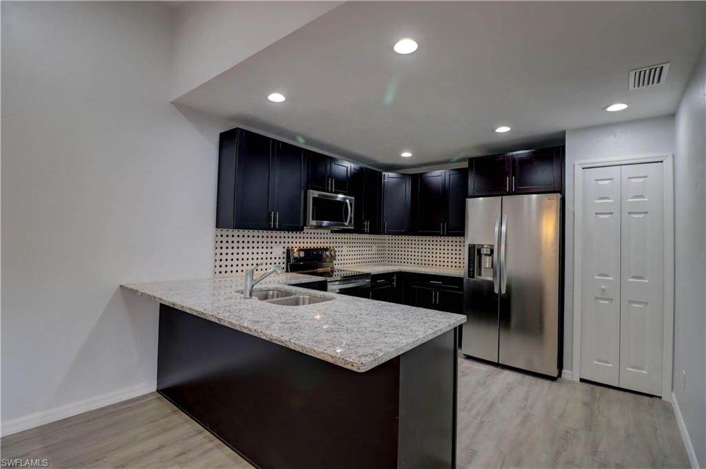 5620 Foxlake Drive - Photo 1
