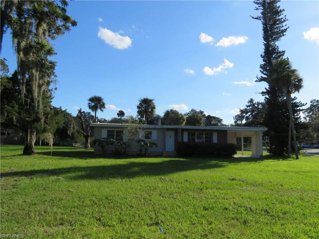 857 Hickpochee Avenue - Photo 1