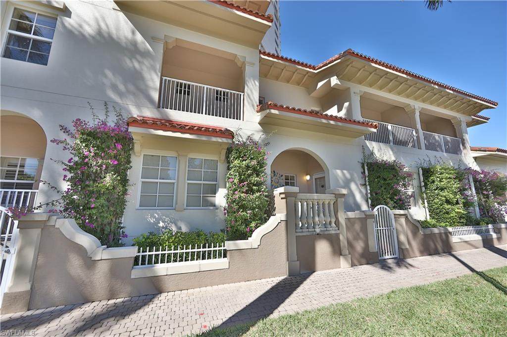 2080 First Street - Photo 1