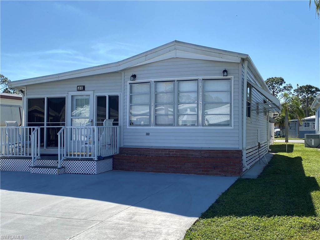 30 La Fonda Lane - Photo 1