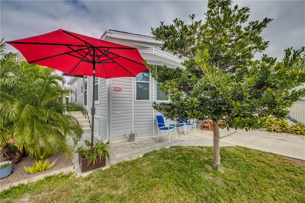 4560 Pilgrims Way - Photo 1