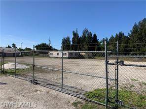 1585 Tamiami Trail - Photo 1
