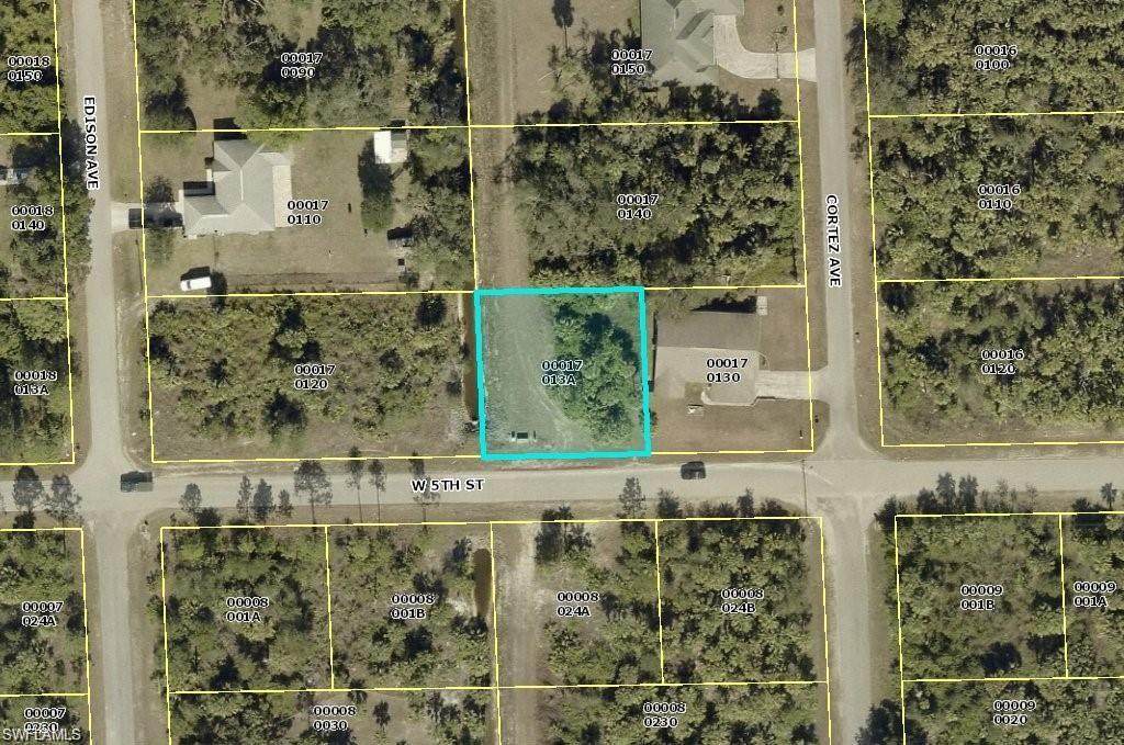 302 5TH Street - Photo 1