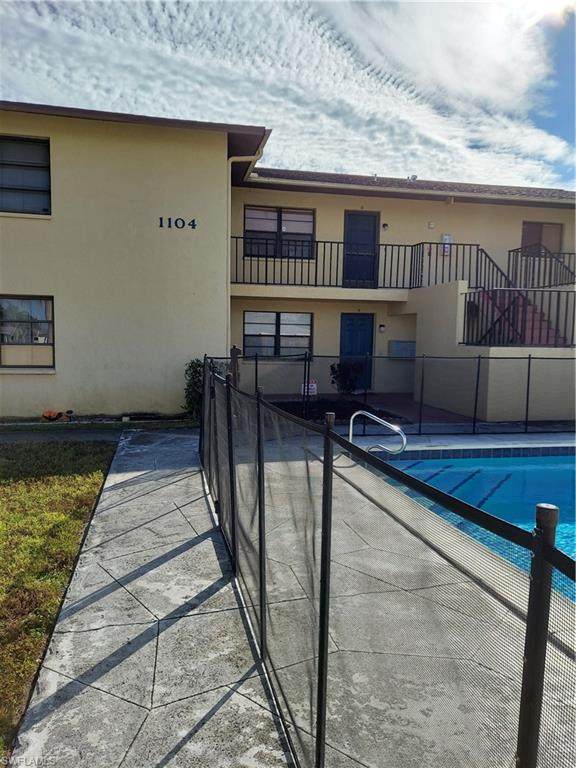 1104 8th Street - Photo 1