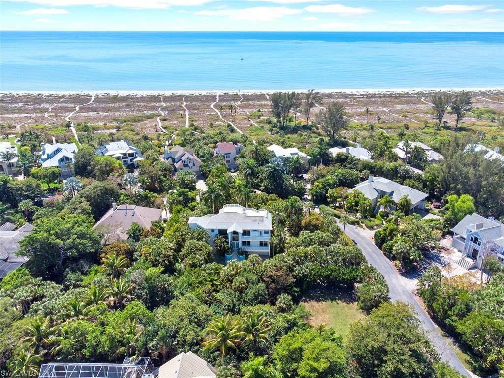 1321 Seaspray Lane - Photo 1