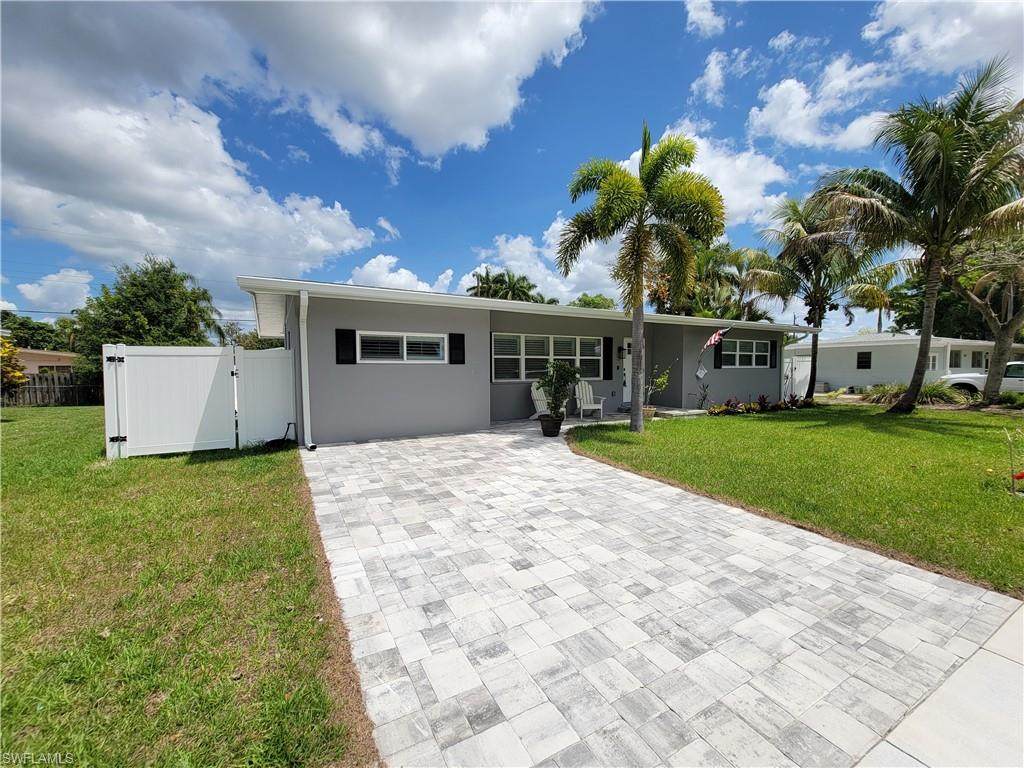 1629 Maravilla Avenue - Photo 1