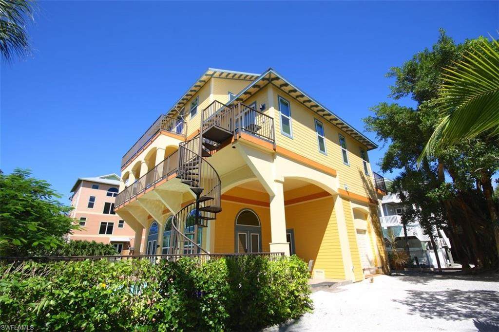 160 White Pelican Drive - Photo 1