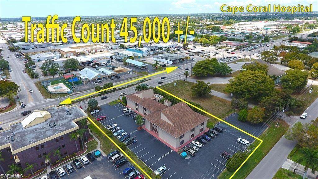 923 Del Prado Boulevard - Photo 1