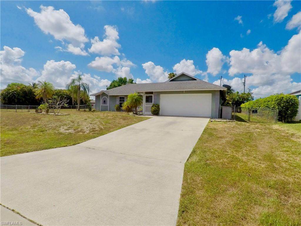 204 21st Street - Photo 1