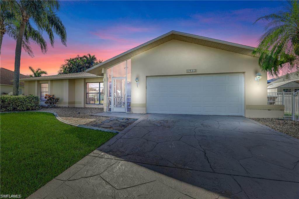1932 9th Terrace - Photo 1