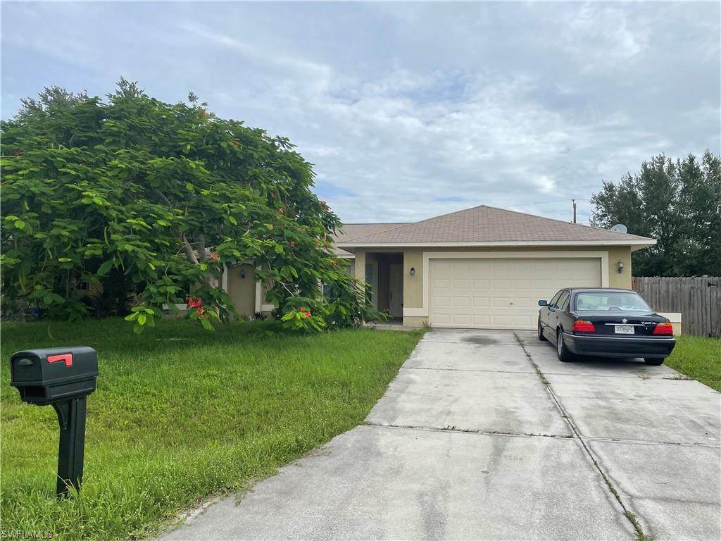 909 31st Lane - Photo 1