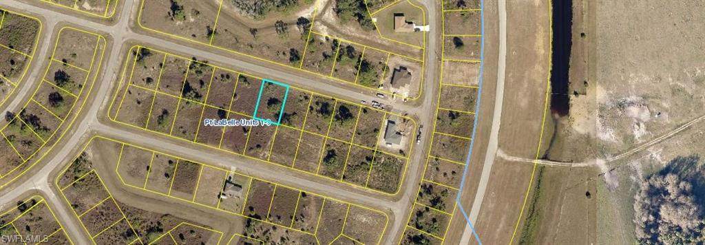 8012 Salem Circle - Photo 1