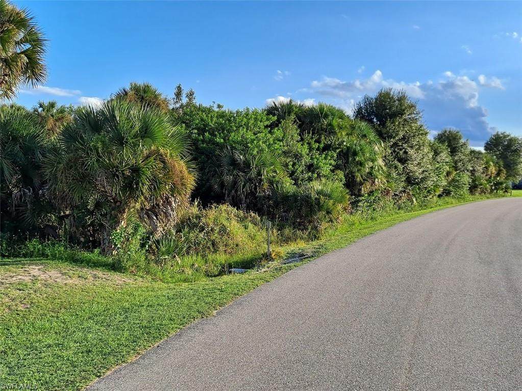 1246 Hicpochee Boulevard - Photo 1