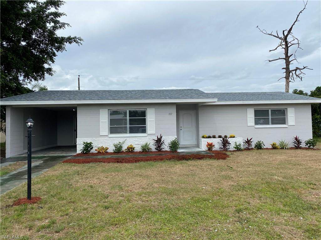 1107 Gifford Avenue - Photo 1