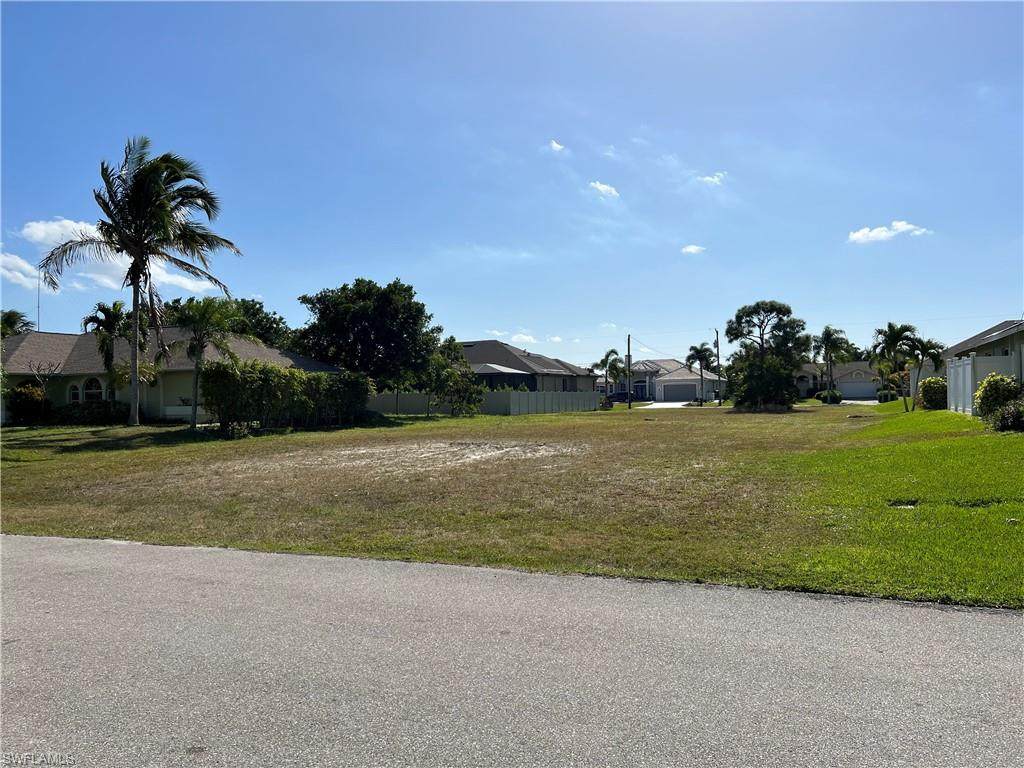 2614 38th Street - Photo 1