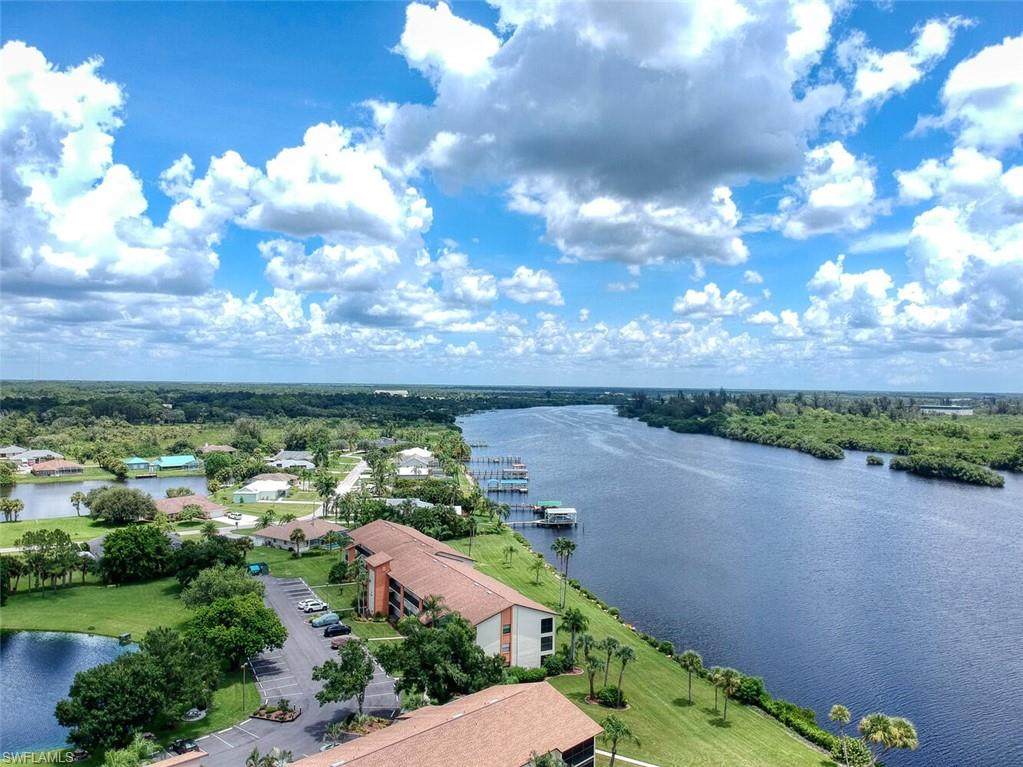 16200 Bay Pointe Boulevard - Photo 1