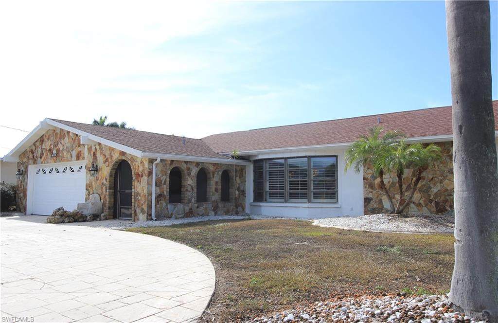 5362 Bayshore Avenue - Photo 1