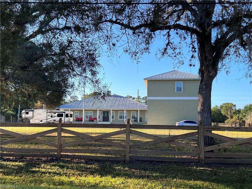 17370 Oak Creek Road - Photo 1