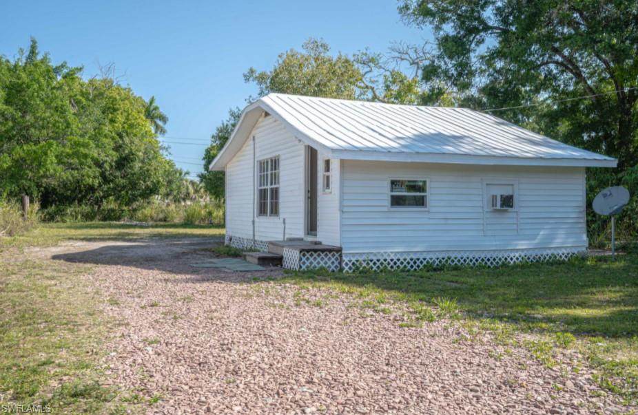 4485 Armeda Avenue - Photo 1