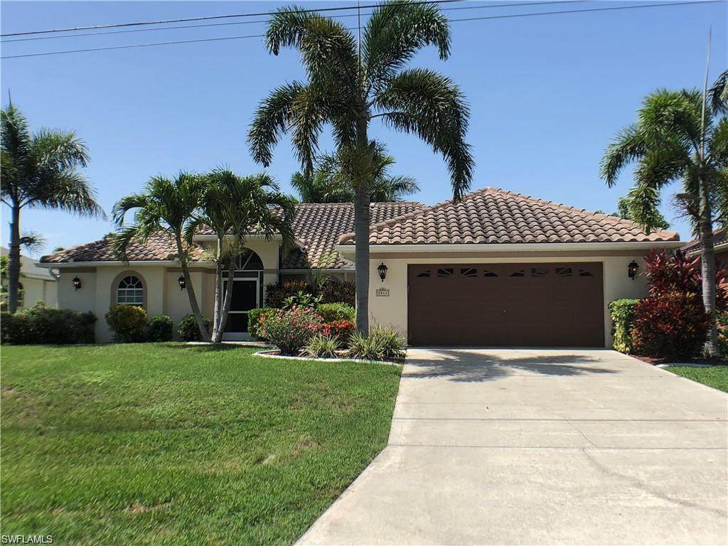 2541 37th Street - Photo 1