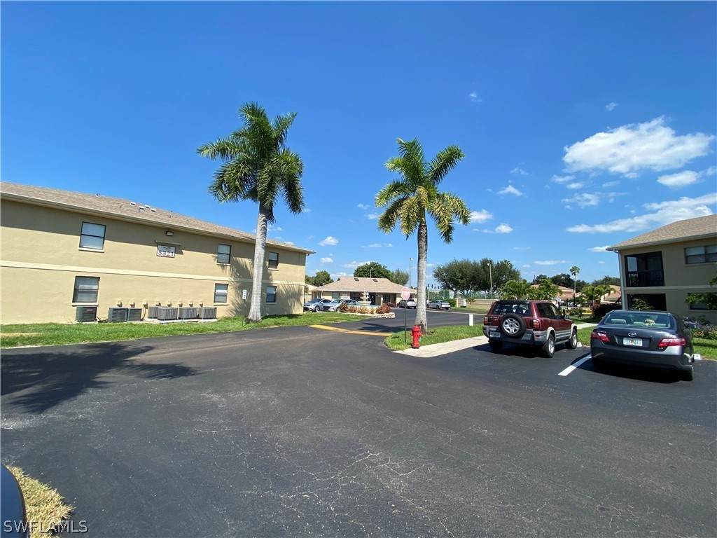 5311 Summerlin Road - Photo 1