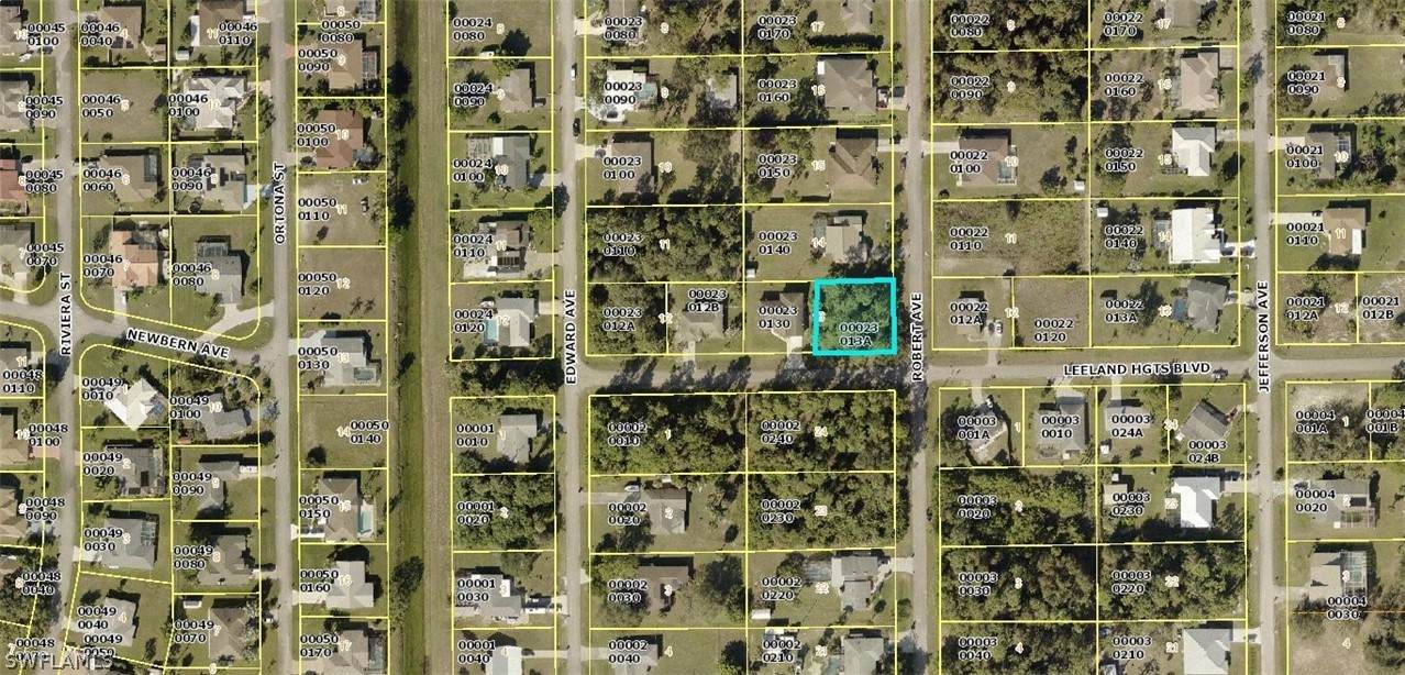 2407 Leeland Heights Boulevard - Photo 1