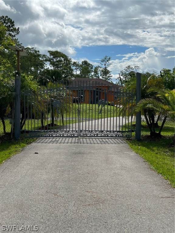 285 Desoto Boulevard - Photo 1