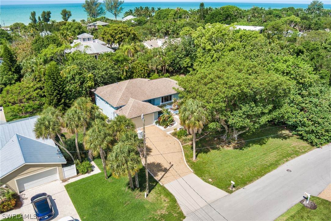 3947 Coquina Drive - Photo 1